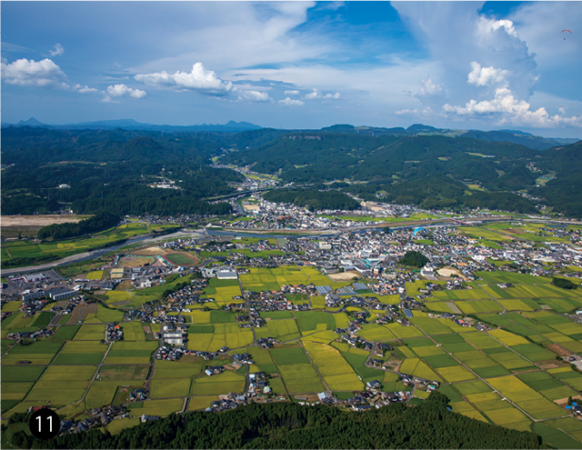 伐株山からの眺望、玖珠町を一望できる