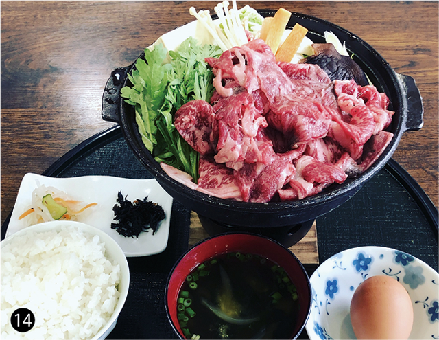 久留島氏の大好物だったすき焼きを名物にしよう、という動きが盛り上がっている。写真は「道の駅 童話の里くす」のすき焼き定食