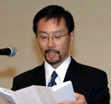 財務大臣祝辞を代読する梅田･連合会副会長