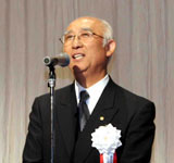 協賛会社挨拶をされる是枝･MJS会長