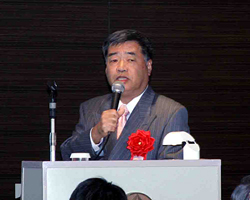 講演する竹中・慶応義塾大学教授