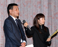 便利な機能を紹介する大本･副委員長