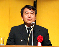 講演する寺島・財団法人日本総合研究所会長