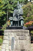 上杉神社にある｢上杉信玄公｣像